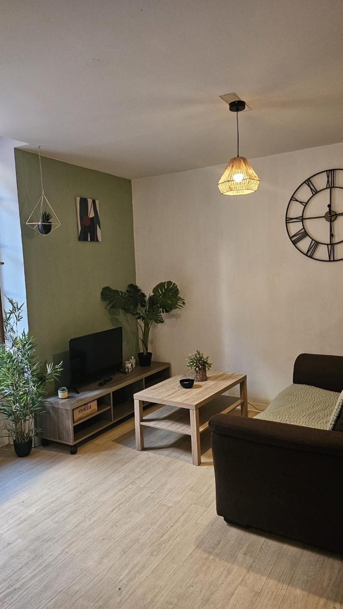 49 Centre-ville Box A Bagages Gratuits Carcassonne